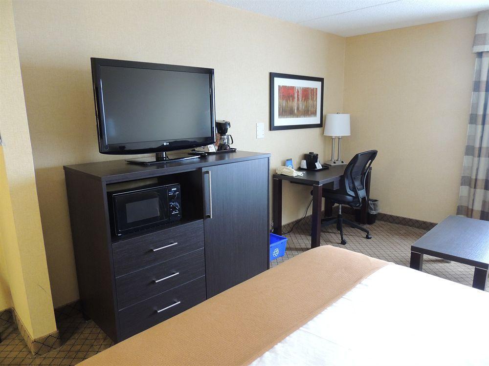 Holiday Inn Express Hamilton-Stoney Creek Luaran gambar