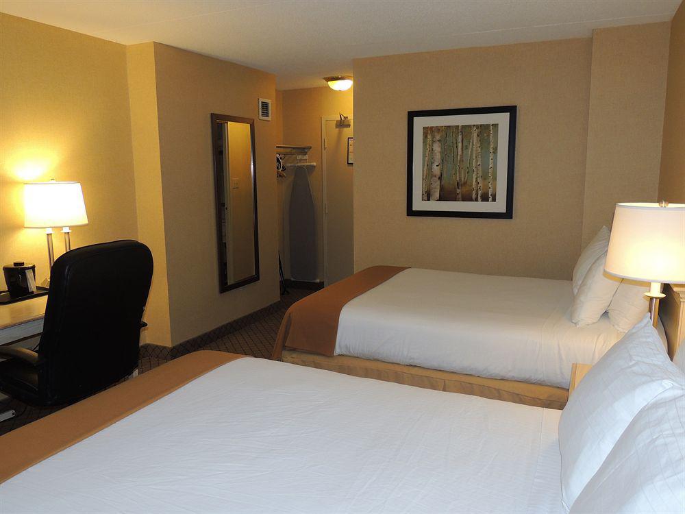 Holiday Inn Express Hamilton-Stoney Creek Luaran gambar
